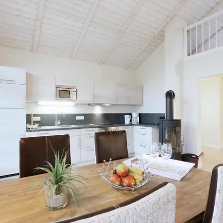 2 Bedroom Beautiful In Dagebüll