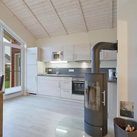 2 Bedroom Beautiful In Dagebüll