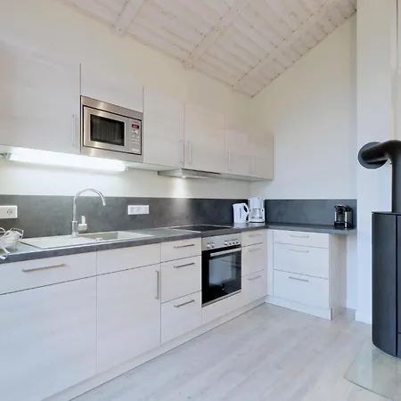2 Bedroom Beautiful In Dagebüll
